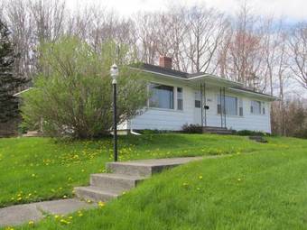 Port Mouton Bay Cottages & Restaurant