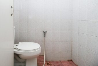 Hotel Airy Eco Raya Lembang 198 Bandung