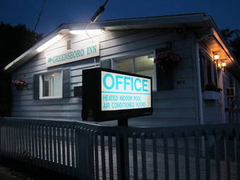 Motel The Greensboro Inn