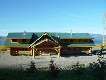 Hotel Williston Lake Resort