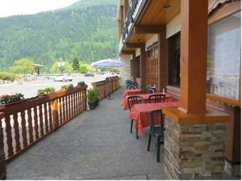 Hot Spring Villa Hotel