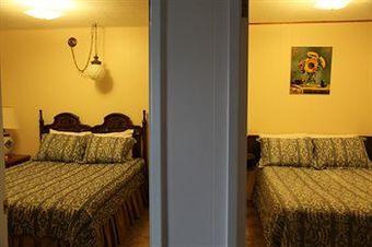 Cozy Court Motel