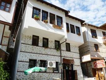 Hostal Toni's Guest House