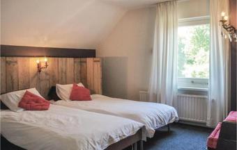 Six-bedroom Holiday Home In Leende