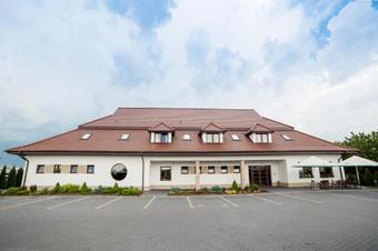 Hotel Go?ciniec Nad Gop?em