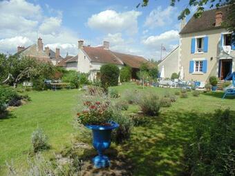 Hostal La Maison Bleue