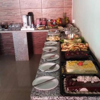 Hostal Pousada Porto Brasil