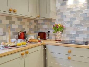 Woodlands Dairy Cottage