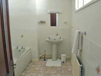 Pant Glas Mawr Axton