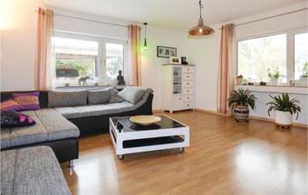 Two-bedroom Apartment In Zweifelscheid