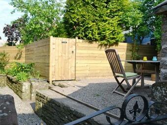 Gates Bridge Cottage