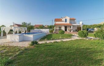 Holiday Home Krkovic Glavna Cesta