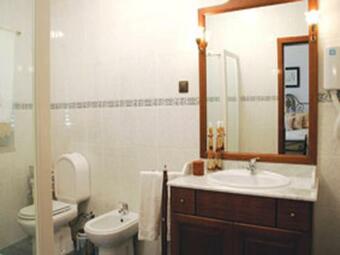 Hostal Casa Do Vila Alojamento Local