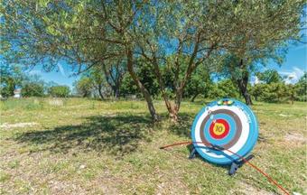 Four-bedroom Holiday Home In Podlug