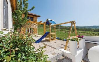 One-bedroom Holiday Home In Danilo