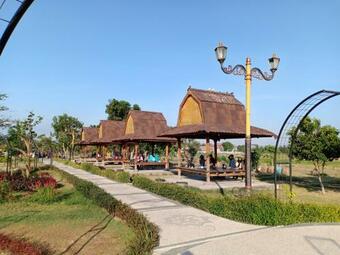 Hotel Oyo 1732 Edotel Praya