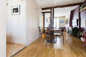 Beautiful Apartment In Abbesses