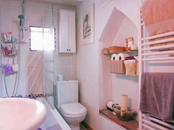 Rustic Cottage In Vilacolum With Swimming Pool