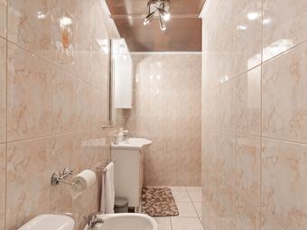 Comfortable Apartment In Pola?a With Swimming Pool