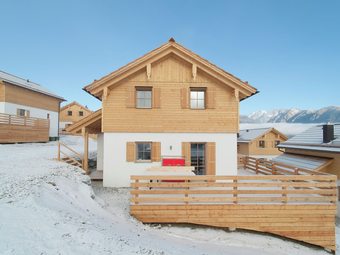 Cozy Chalet In Wei�priach With Terrace