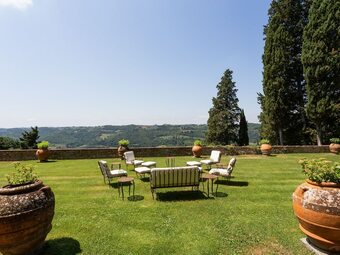 Agroturismo Picturesque Apartment In Montefiridolfi With Swimming Pool