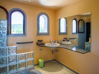 Premium Villa In Ollioules With Swimming Pool