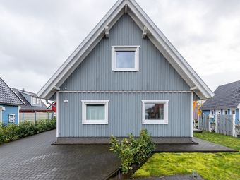 Alluring Holiday Home In Hasel�nne With Sauna