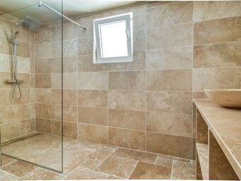 Chic Villa In Le Cannet Des Maures With Terrace