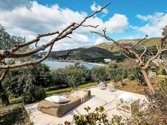 Vintage Holiday Home In Likorema With Terrace