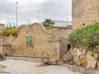 Beautiful Holiday Home In Niscemi With Private Garden