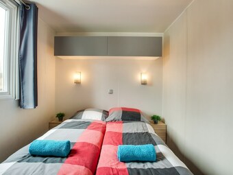 Werkendam House Boat Near National Park