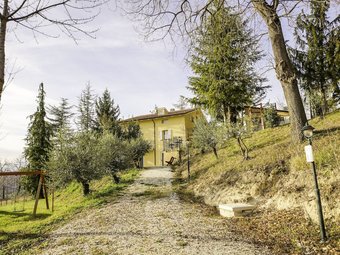 Secluded Holiday Home In Force, Ascoli Piceno With Garden