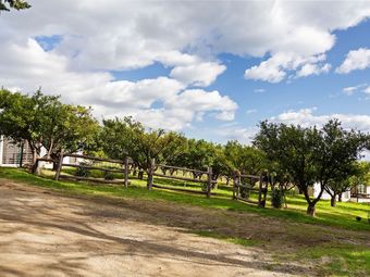 Unique Holiday Home In Cropani Marina With Swimming Pool