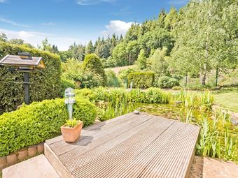 Charming Apartment In Weinsheim With Garden