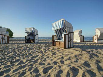 Apartamentos Alluring Holiday Home In M�nkebude Near The Beach