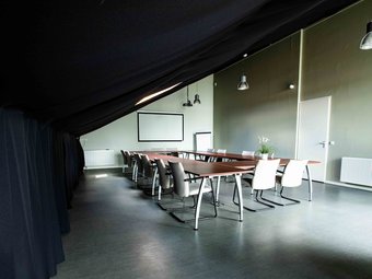 Comfortable Chalet With A Dishwasher, In A Water-rich Area