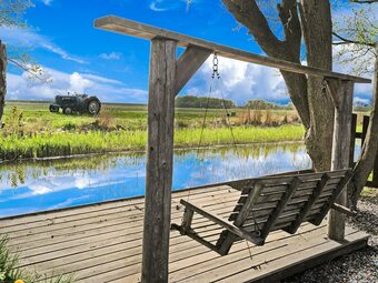 Stunning Holiday Home In Bantega With Garden