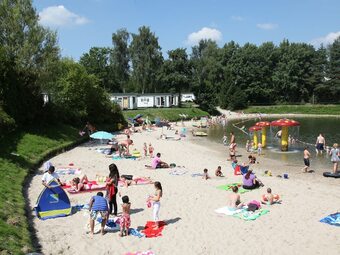 Luxurious Villa With Cart, Whirlpool, Jacuzzi, In Green Area