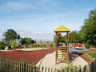 Apartment With A View On The Pool Or See Near Fort Boyard