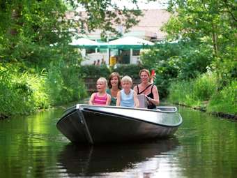 Comfy Chalet With A Dishwasher, Directly On A Pond