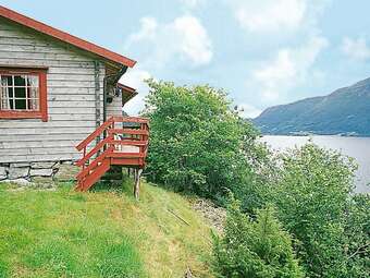 8 Person Holiday Home In Nordfjordeid