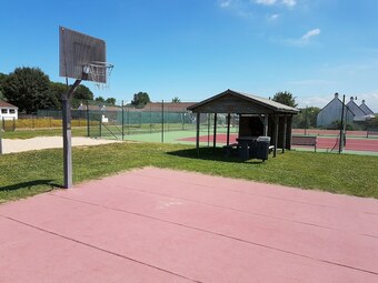 Tidy Cottage With Terrace, Not Far From De Panne