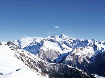 Classy Apartment With Infrared Sauna, Balcony And Garage