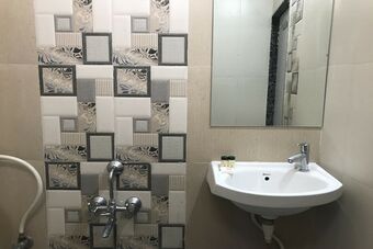 Hotel Oyo 22225 Baba Ramdev