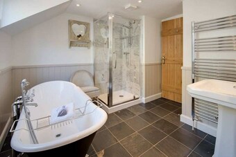 Craigeanie Farmhouse