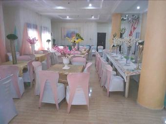 Ice Grand Hotel & Suites