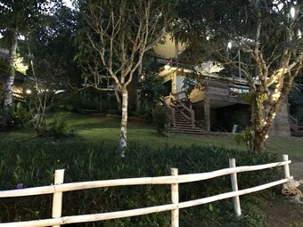 Hostal Rai Phusaitran