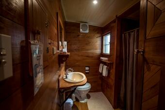 Bed & Breakfast Guide Falls Cottage