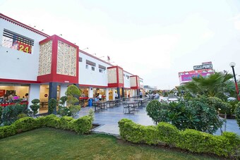 Hotel Highway Prince