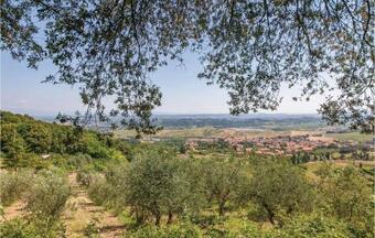 Three-bedroom Holiday Home In Casciana T.lari (pi)